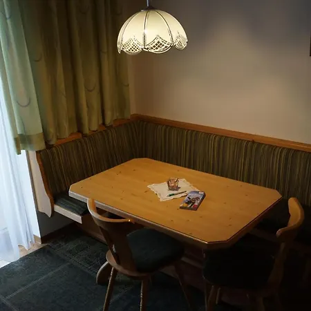 Erbhof Innertal 3* טוקס