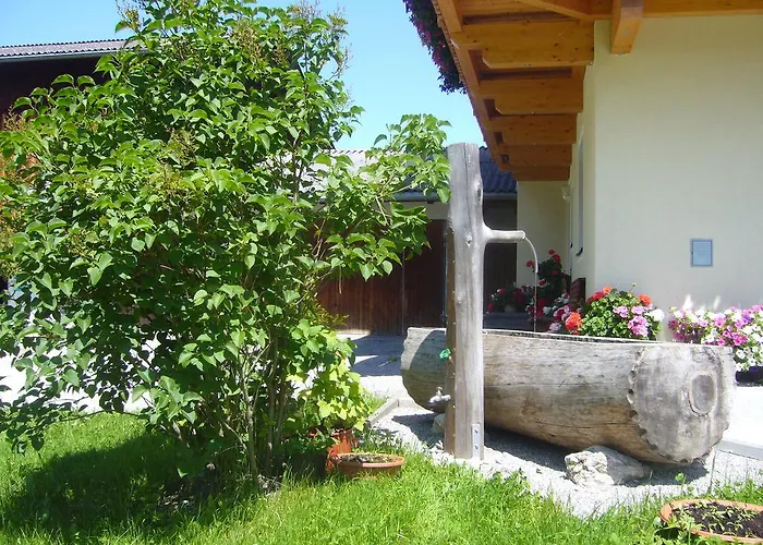 Erbhof Innertal Casa de hóspedes Tux