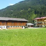 Erbhof Innertal Guest house